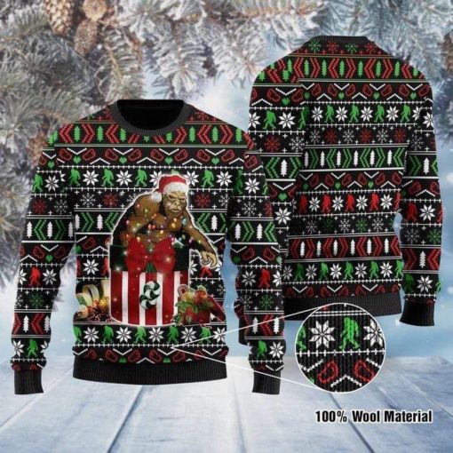 1633491289ed72bc640d Santa squatch bigfoot with gift box Christmas sweater