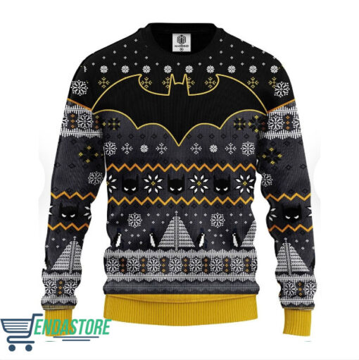 Capturea Batmans ugly Christmas sweater