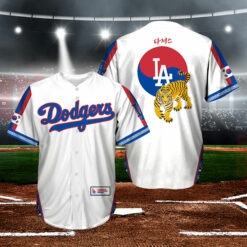 2023 Salvadoran Heritage Night Dodgers Jersey Giveaway